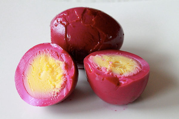 Recipe for Pickled Eggs in Beet Juice