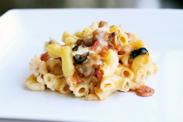 Loaded Pizza Mac and Cheese
