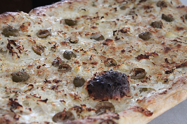 Cauliflower and Olive Pizza Recipe