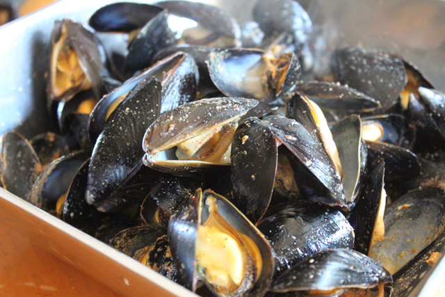 Thai Curry Mussels