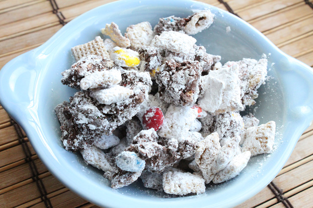 Loaded Puppy Chow Dessert