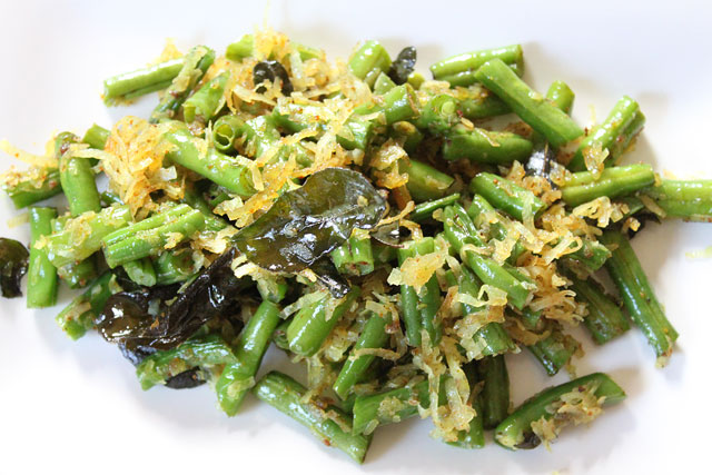 Indian Coconut Green Beans Recipe