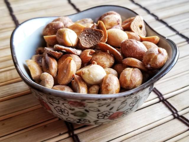 Filipino Garlic Peanuts Recipe