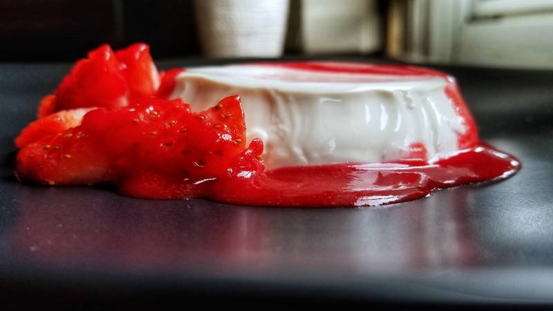 Panna Cotta with Strawberries