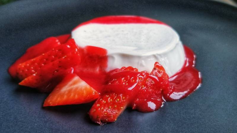 Panna Cotta with Strawberries Recipe