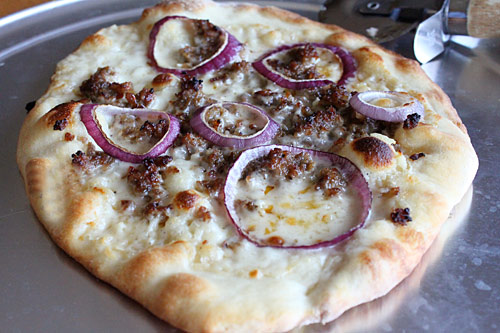 Pizza with Garlic Cream Sauce