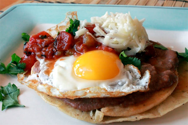 Mexican Huevos Rancheros Recipe