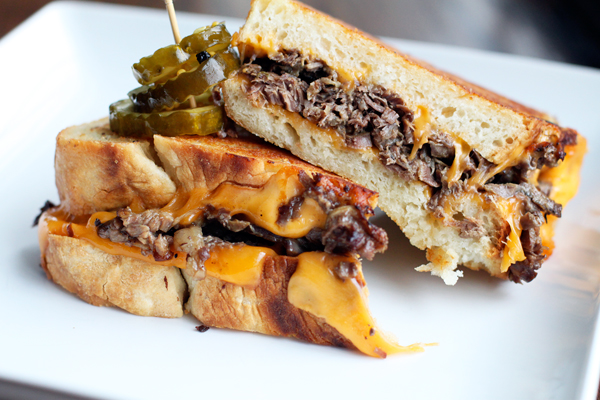 Beef and Cheddar Melt Recipe