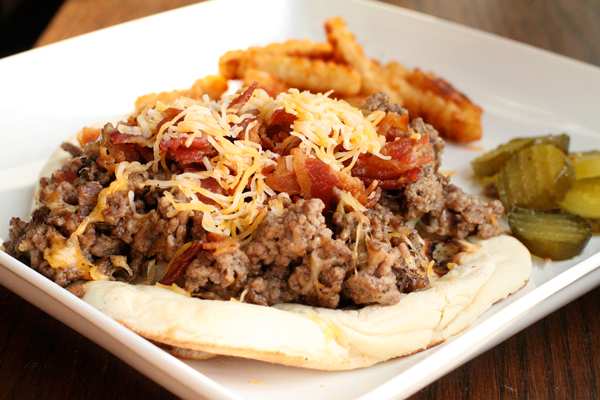 Bacon Cheeseburger Flatbread Recipe