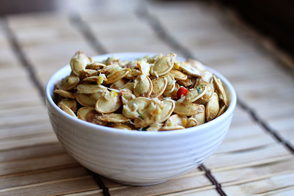 Thai Style Roasted Pumpkin Seeds